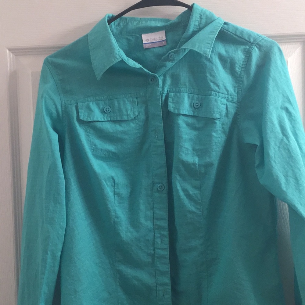 Columbia Sporyswear shirt